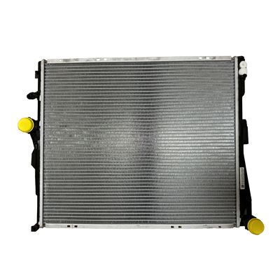Bom preço. 17113415693 Peças para automóveis Sistema de refrigeração de automóveis Refrigerador de líquido de refrigeração do motor para BMW X3 E83 03-11 on-line