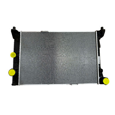 Bom preço. 2045000203 OE NO Radiador de alumínio para Mercedes-Benz C200 W204 2045000303 2045002203 on-line