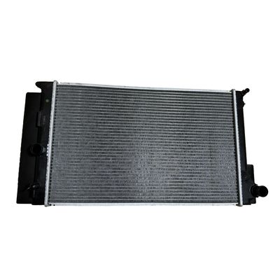 Bom preço. TOYOTA COROLLA 1.6 1.8 MT 16400-0T010 Sistema de refrigeração de automóveis Tanque de água do radiador de alumínio on-line