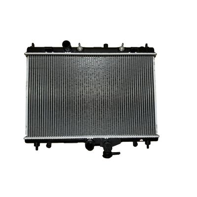 Bom preço. 21460-ED500 OE NO. Sistema de refrigeração de peças de automóveis Radiador de alumínio para Nissan Sylphy Tiida on-line
