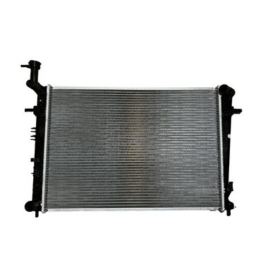 Bom preço. Kia HY2210 253102E100 253102E101 253100L500 Peças para automóveis Radiador do sistema de arrefecimento do motor on-line