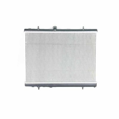 Bom preço. Peças para automóveis Radiador de alumínio para PEUGEOT 301 207CC C3XR 1330P9 1301M43010 1333A1 133389 on-line