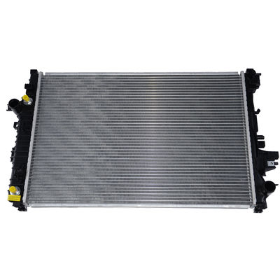 Bom preço. Malibu e Buick LACROSSE 2.0T 84153703 Peças de automóveis Radiador de alumínio para sistema de refrigeração on-line