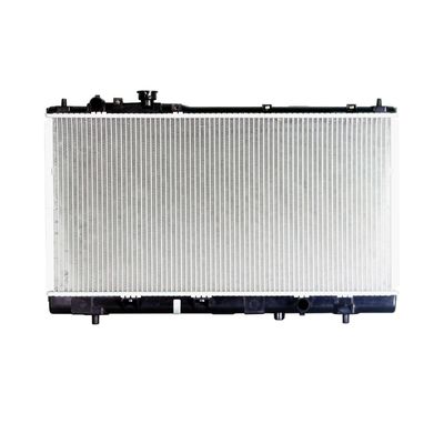 Bom preço. Refrigerador de refrigerante do motor do carro Radiador de alumínio para Mazda Premacy 1.8 MT Sistema de refrigeração on-line