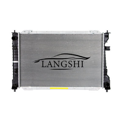 Bom preço. Radiador de alumínio para Ford MAVERICK 3.0 Escape 9L8Z8005ACP para as suas necessidades de reparação on-line